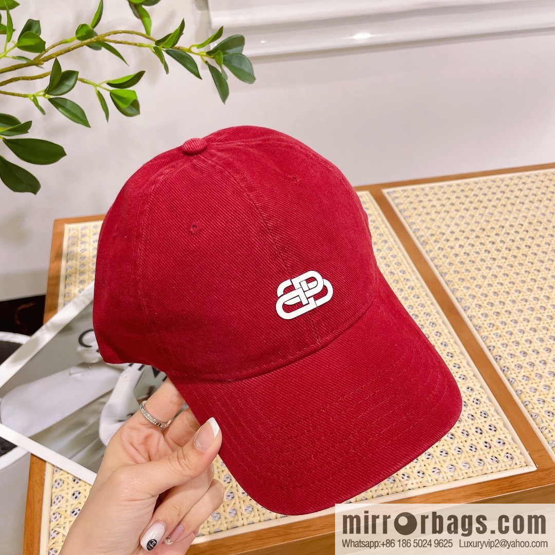 Balenciaga three-dimensional relief unisex baseball cap