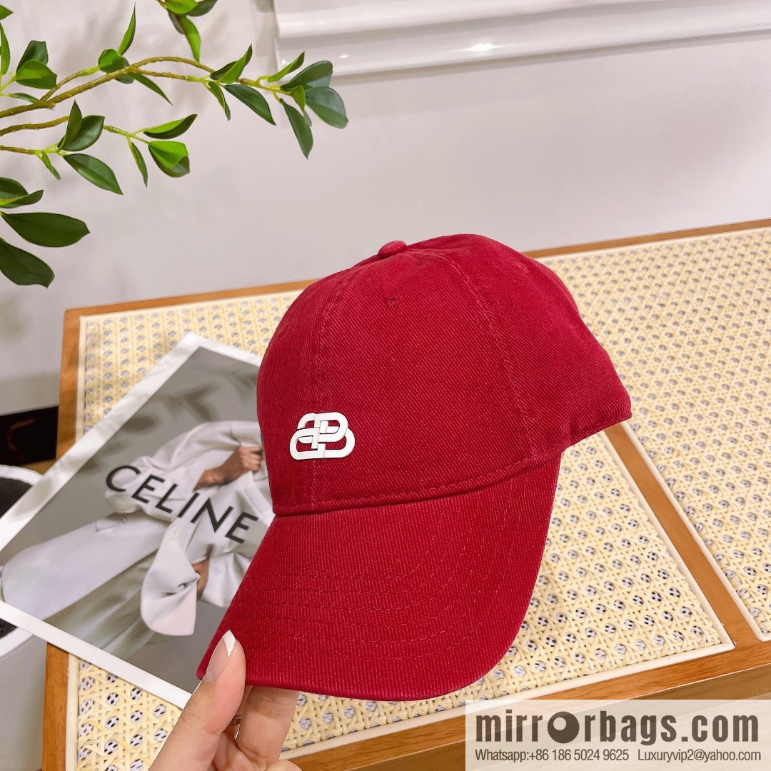 Balenciaga three-dimensional relief unisex baseball cap