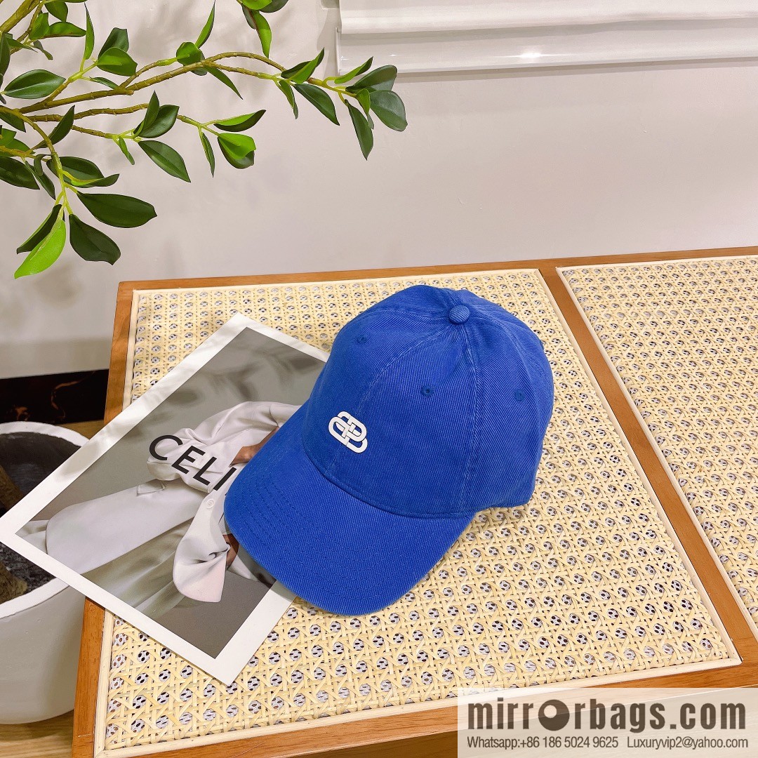 Balenciaga three-dimensional relief unisex baseball cap