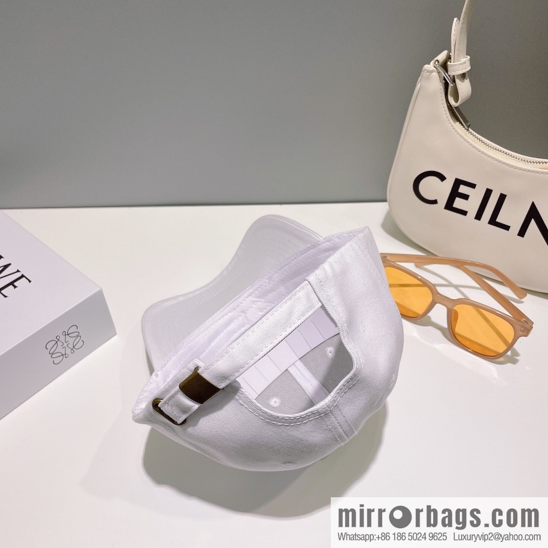 CELINE Spring and Summer 2023 New Simple Baseball Cap