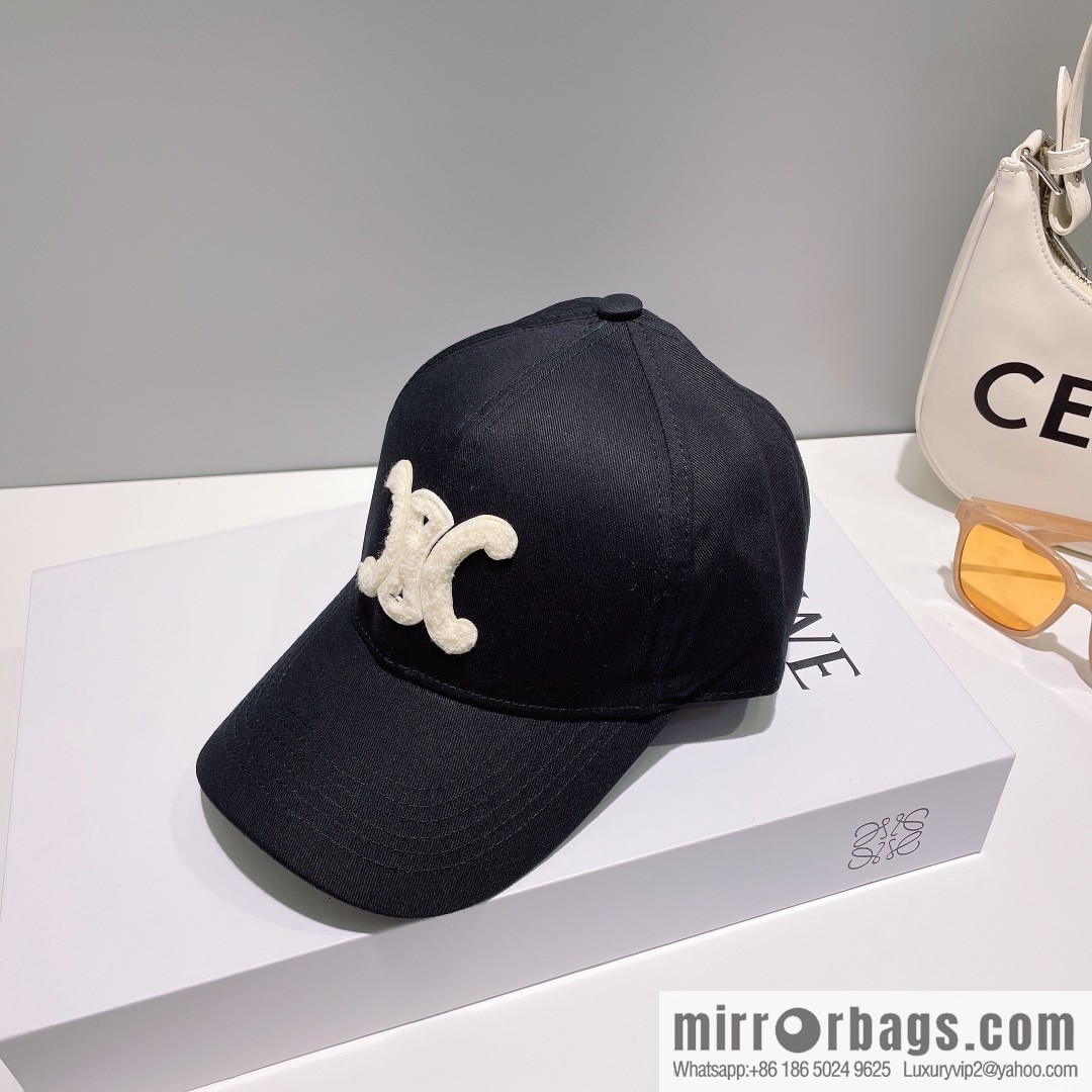 CELINE Spring and Summer 2023 New Simple Baseball Cap
