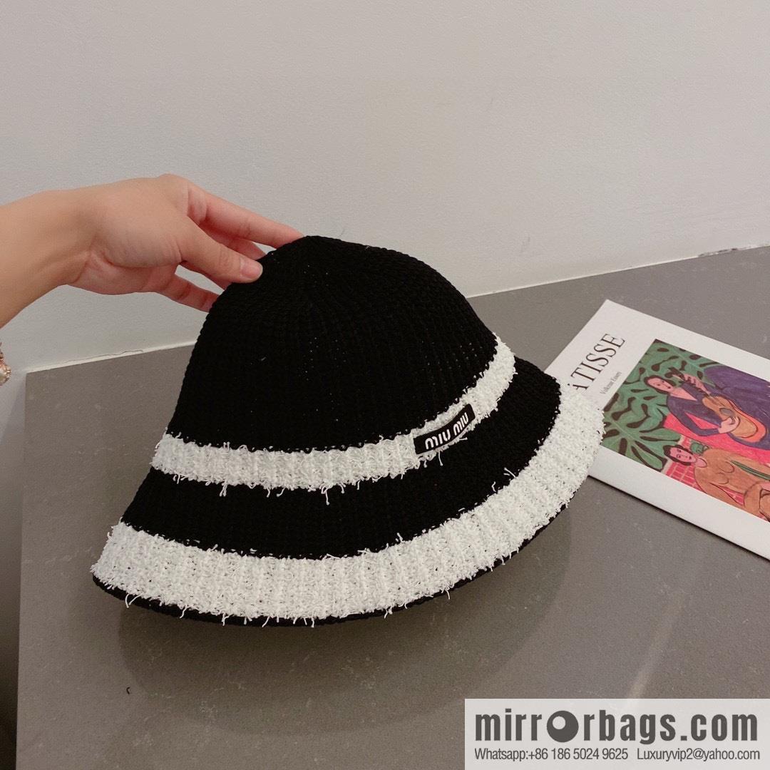 Miumiu Miu Miu spring and autumn 23-year-old knitted top hat