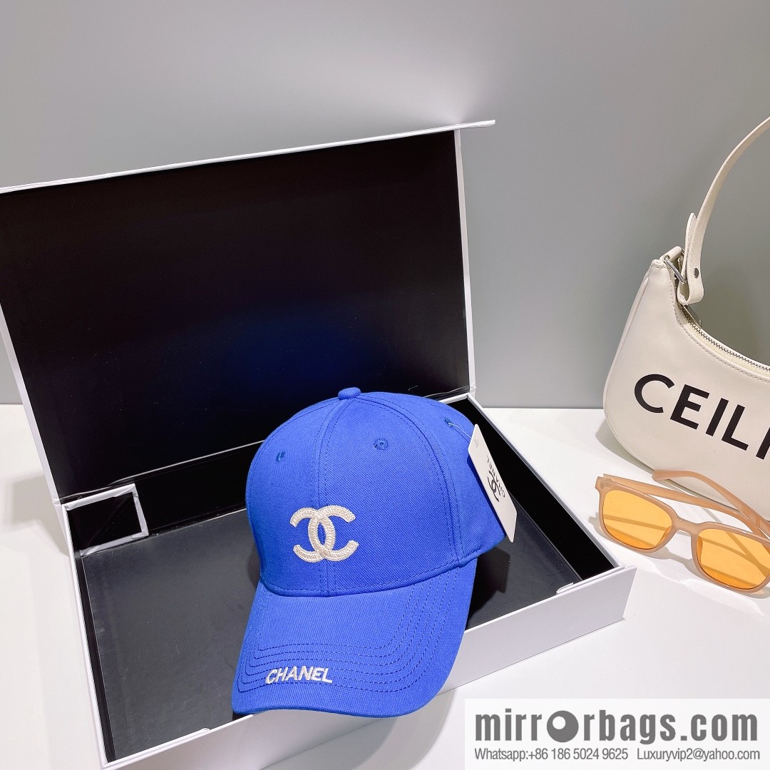 Chanel's new simple embroidered logo baseball cap