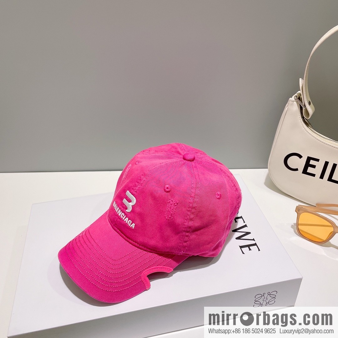 Balenciaga Embroidered letter logo baseball cap