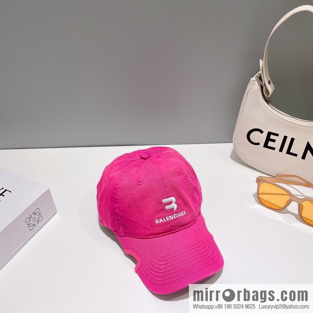 Balenciaga Embroidered letter logo baseball cap