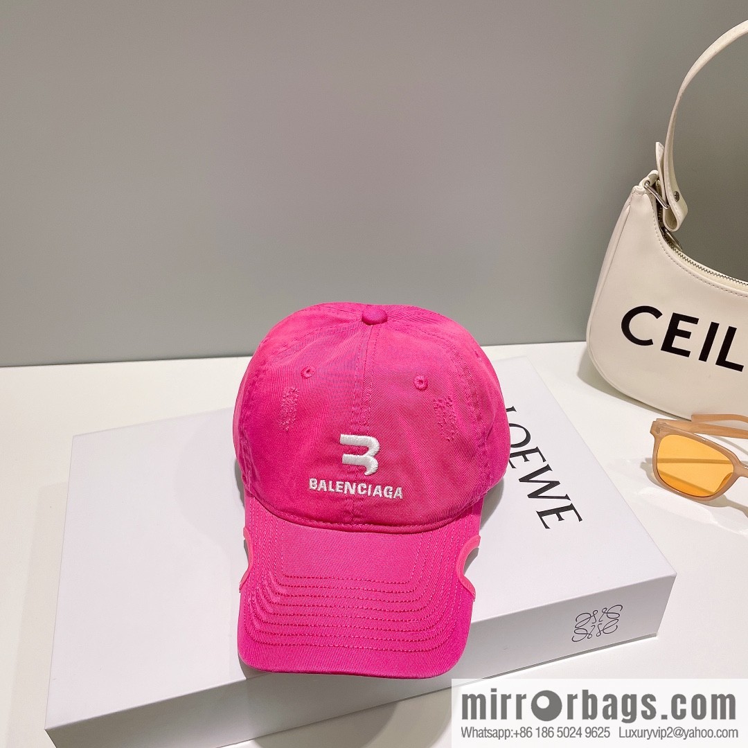 Balenciaga Embroidered letter logo baseball cap