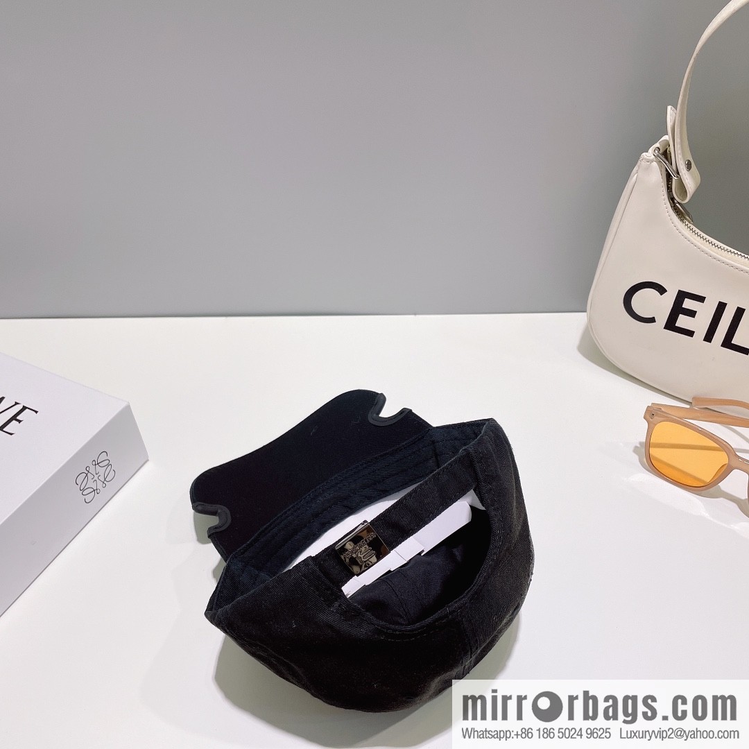 Balenciaga Embroidered letter logo baseball cap