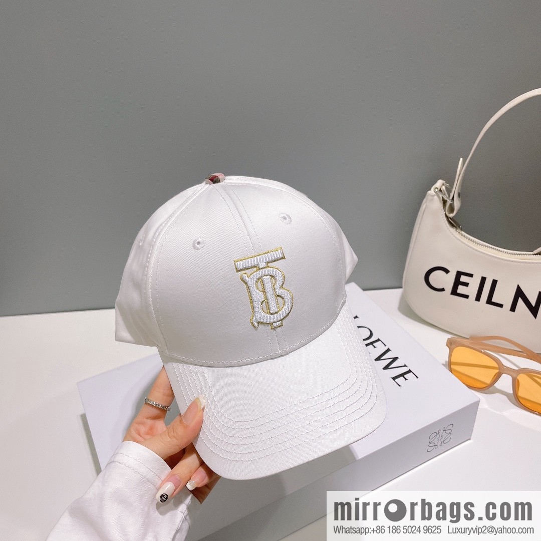 Burberry Burberry Unisex Original Baseball Cap