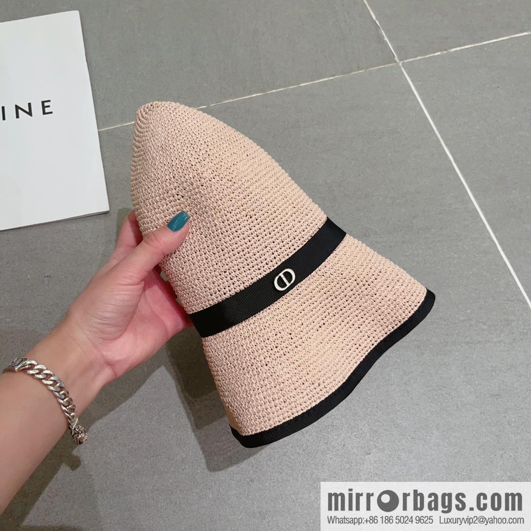 Dior Dior's new Lafite straw hat in summer