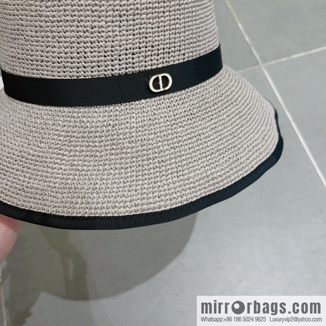 Dior Dior's new Lafite straw hat in summer