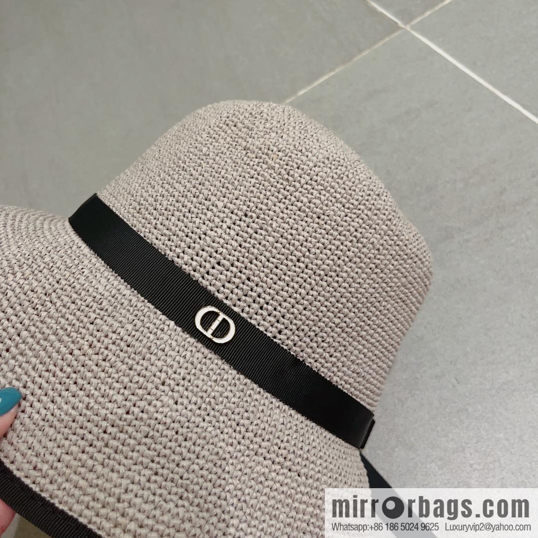 Dior Dior's new Lafite straw hat in summer