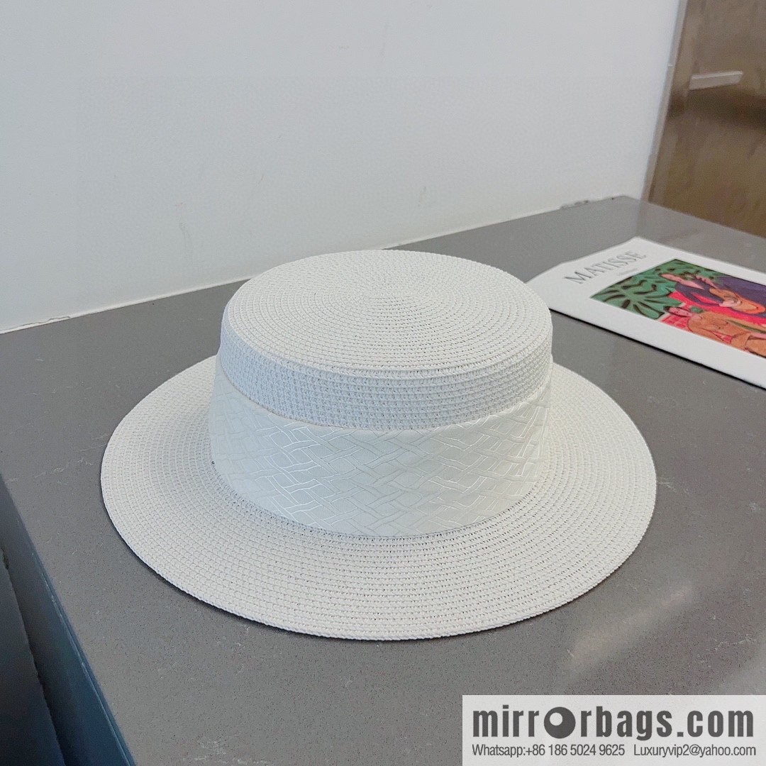 Celine's new top hat