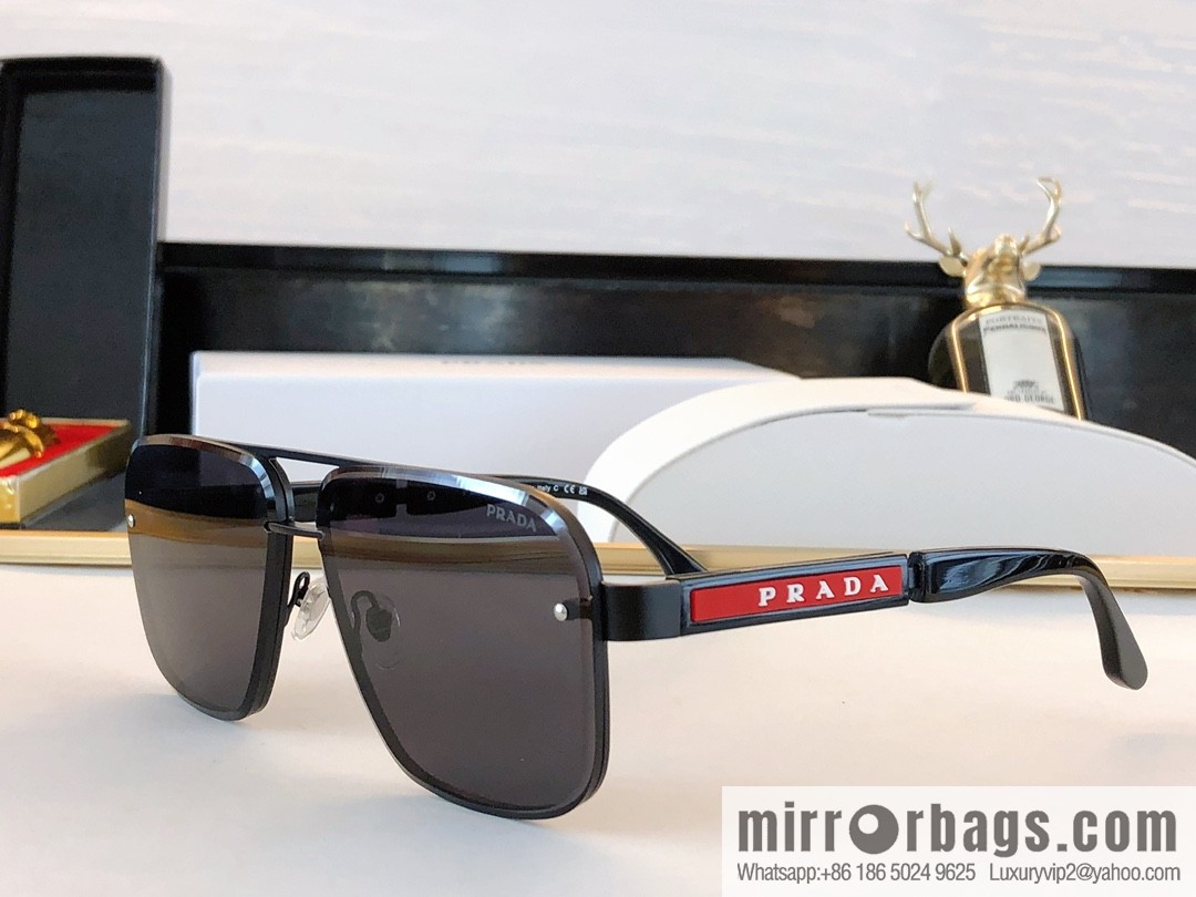 Prada three-dimensional letter square sunglasses