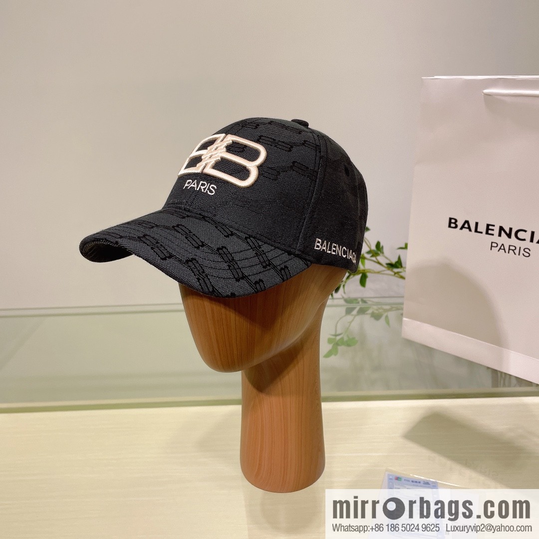 Balenciaga Balenciaga's new couple baseball cap