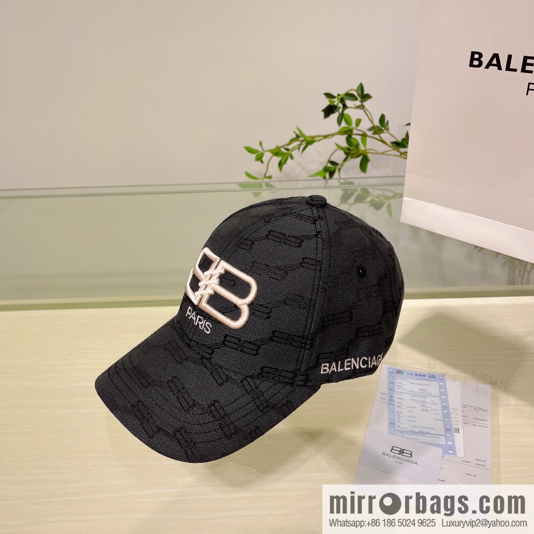 Balenciaga Balenciaga's new couple baseball cap