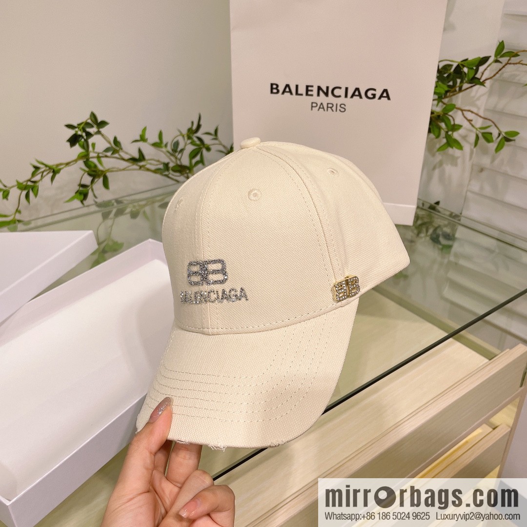 Balenciaga Balenciaga's new couple baseball cap