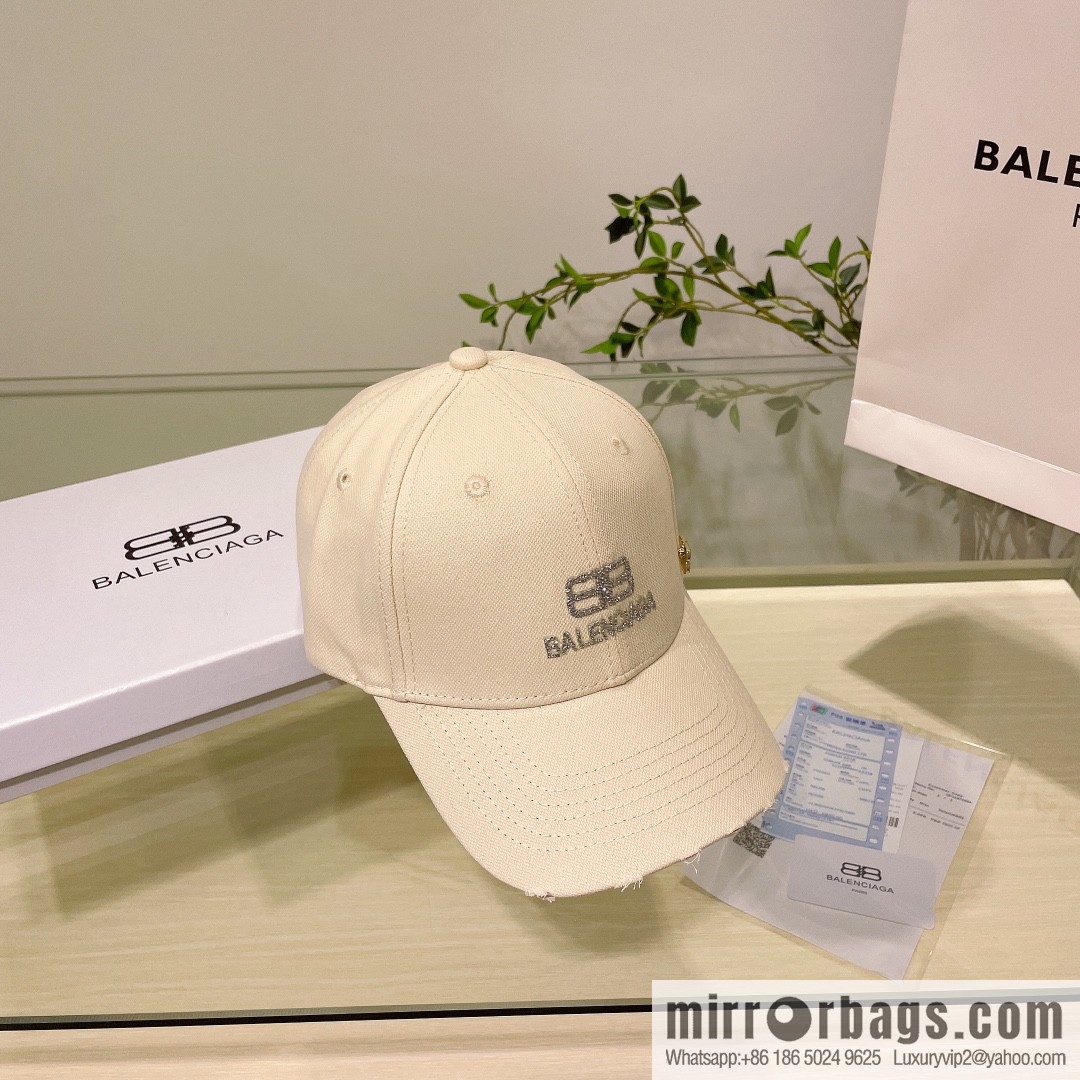 Balenciaga Balenciaga's new couple baseball cap
