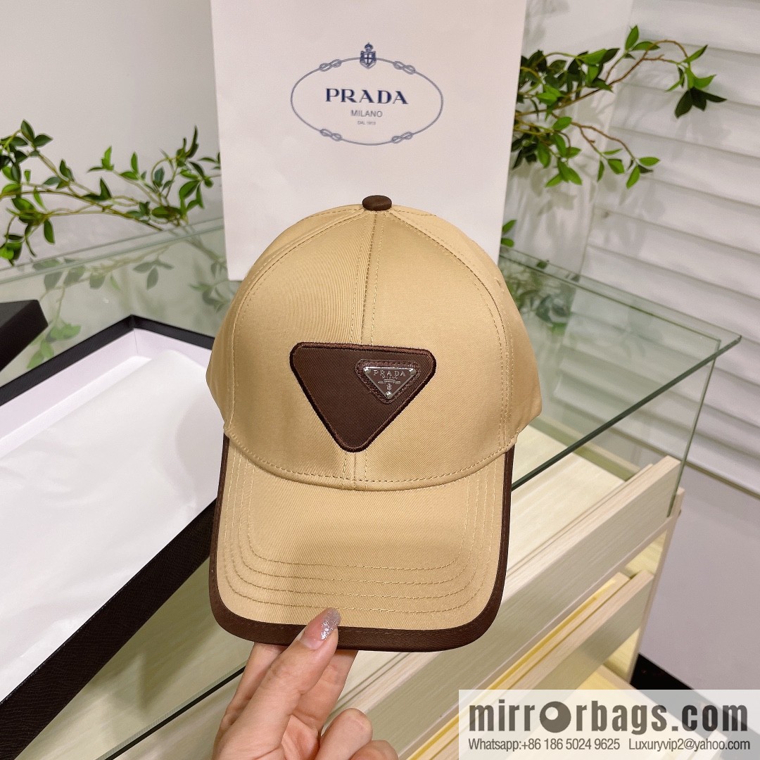 PRADA's new unisex baseball cap