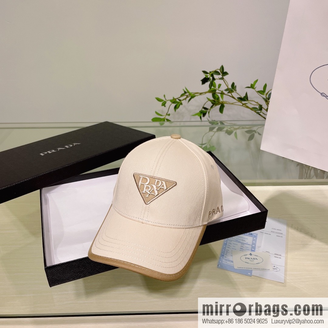 PRADA Prada new embroidered classic triangular label street cotton baseball cap