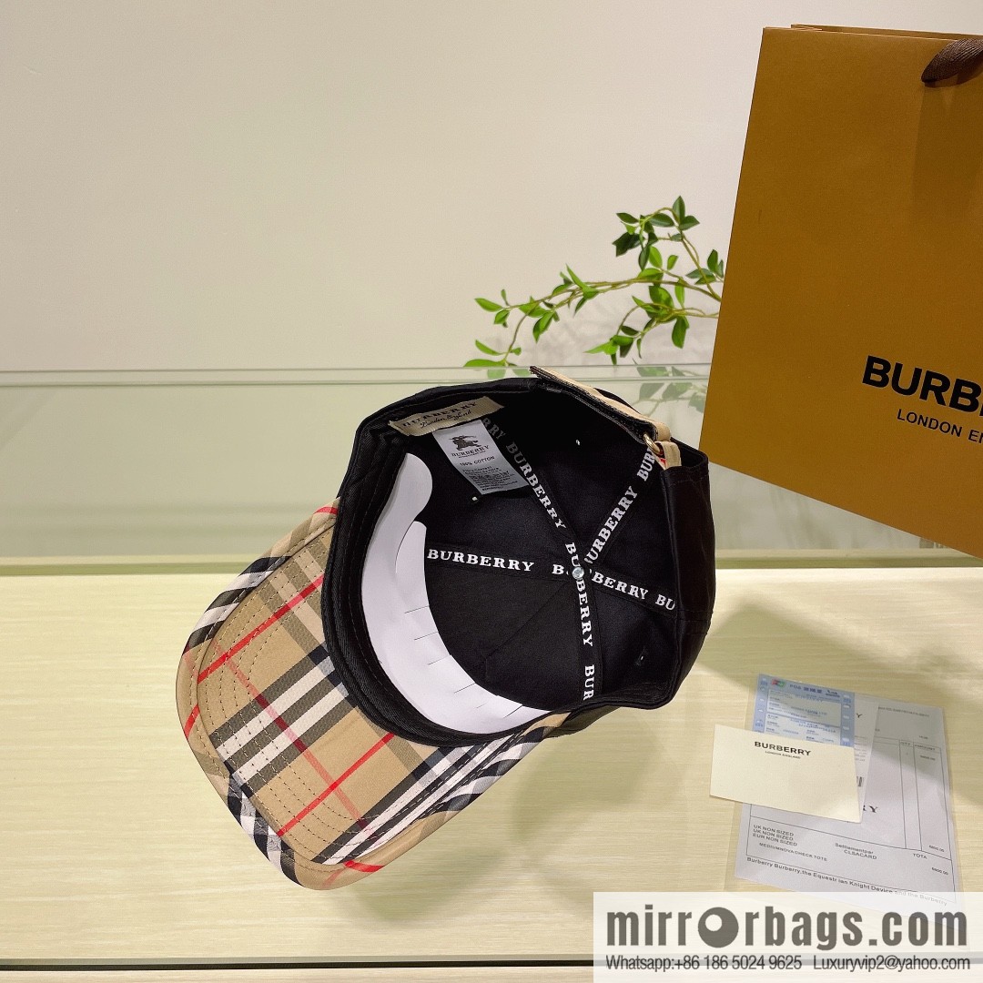 Burberry Burberry three-dimensional embroidery original baseball cap