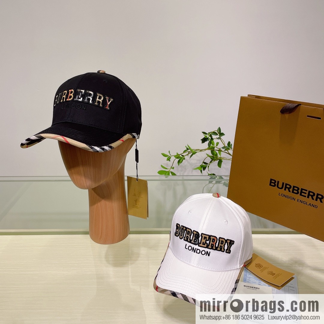 Burberry Burberry three-dimensional embroidery original baseball cap
