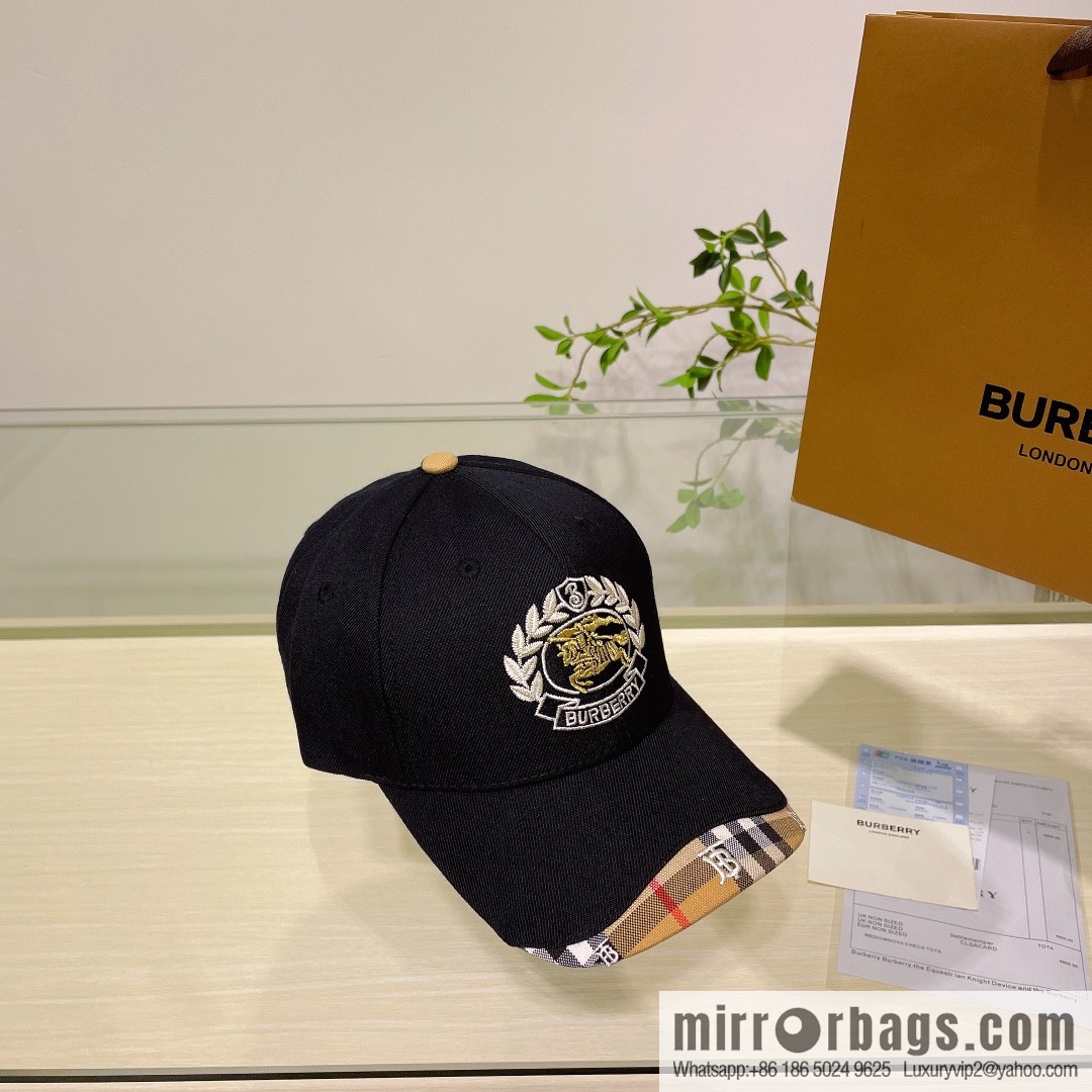 Burberry Burberry three-dimensional embroidery original baseball cap