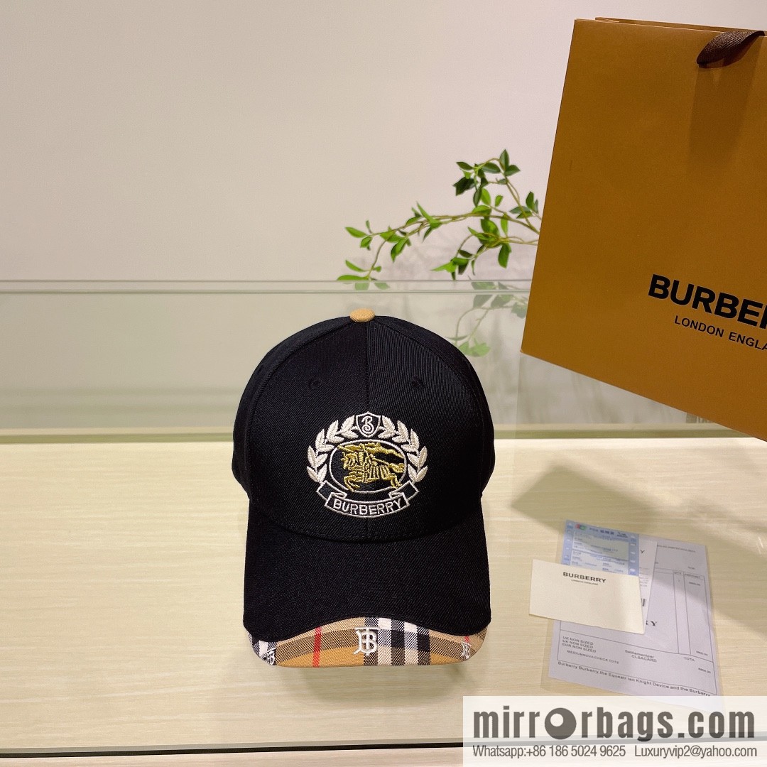 Burberry Burberry three-dimensional embroidery original baseball cap