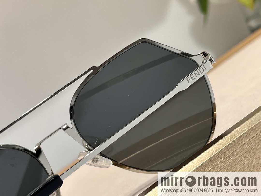 Fendi irregular metal frame unisex sunglasses