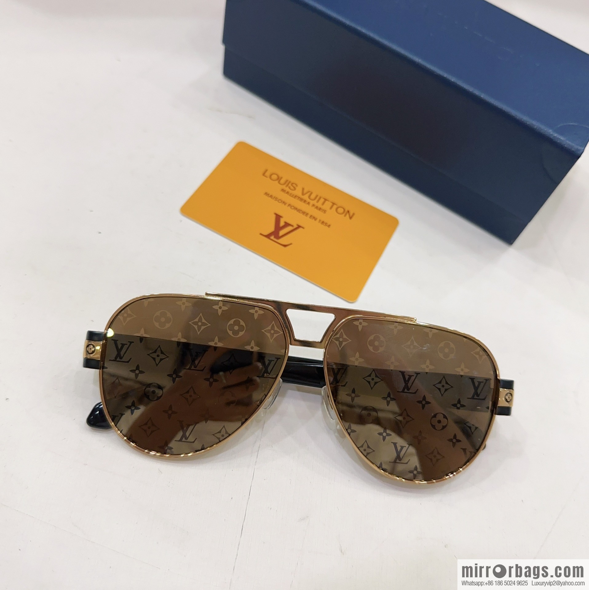 LV Louis Vuitton Round Frame Unisex Sunglasses