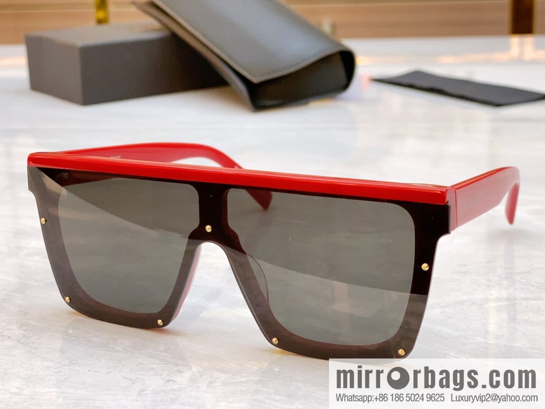 SAINT LAURENT Saint Laurent's new unisex sunglasses