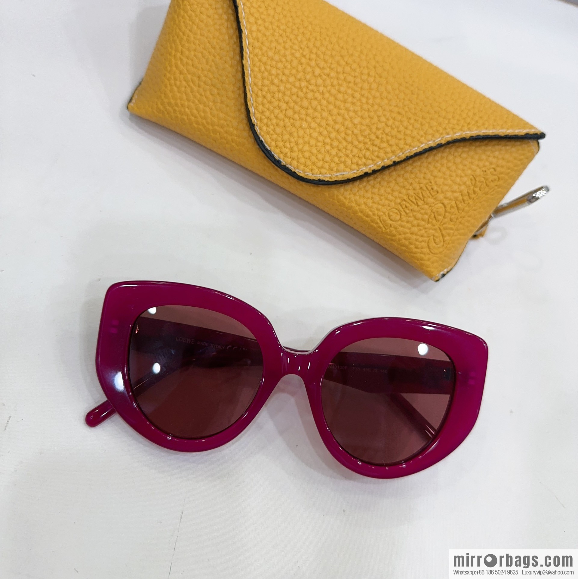 LOEWE Square Unisex Sunglasses
