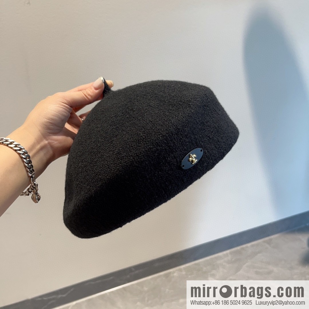 Croxin autumn and winter knitted beret