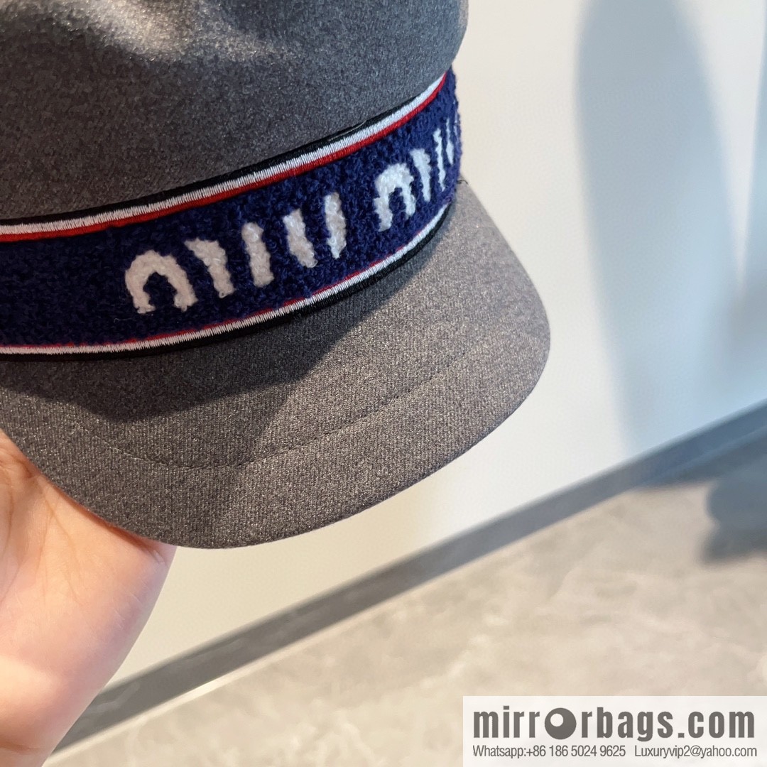 Miu miumiu duck tongue military cap