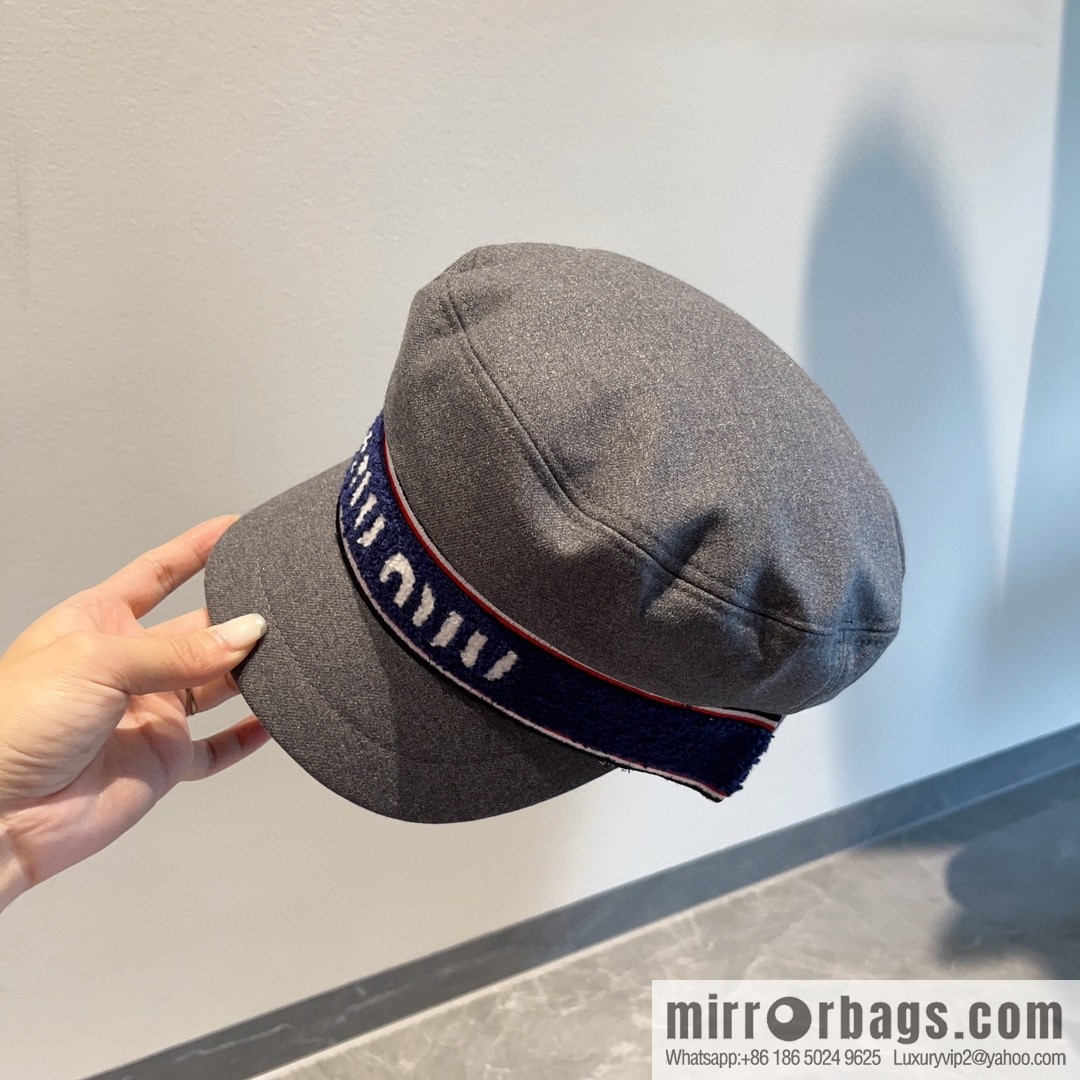 Miu miumiu duck tongue military cap