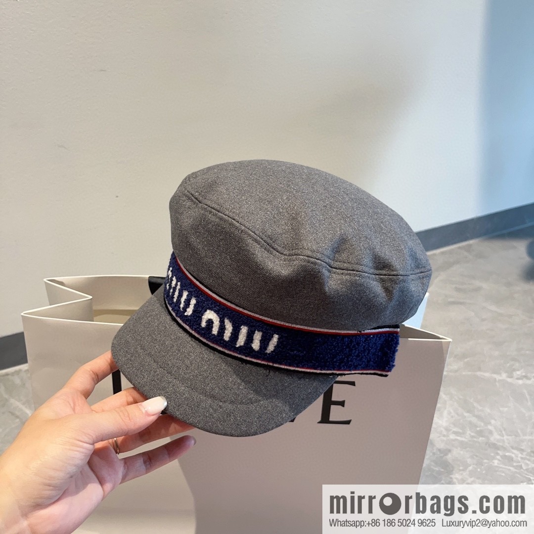 Miu miumiu duck tongue military cap