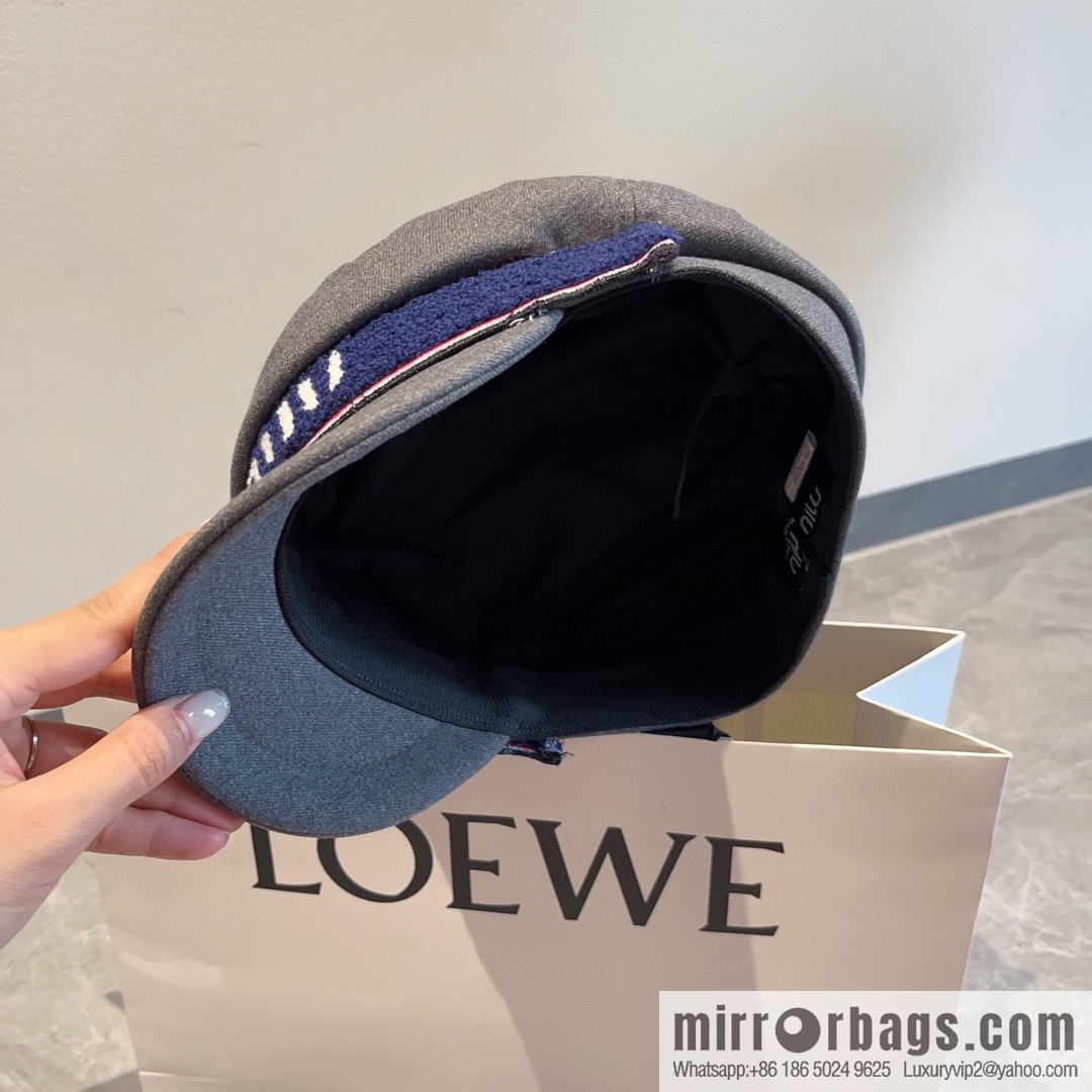 Miu miumiu duck tongue military cap