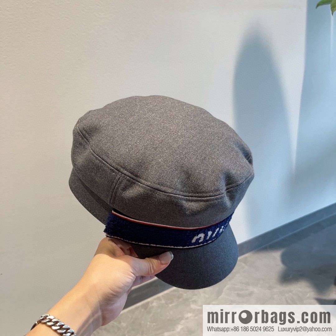 Miu miumiu duck tongue military cap
