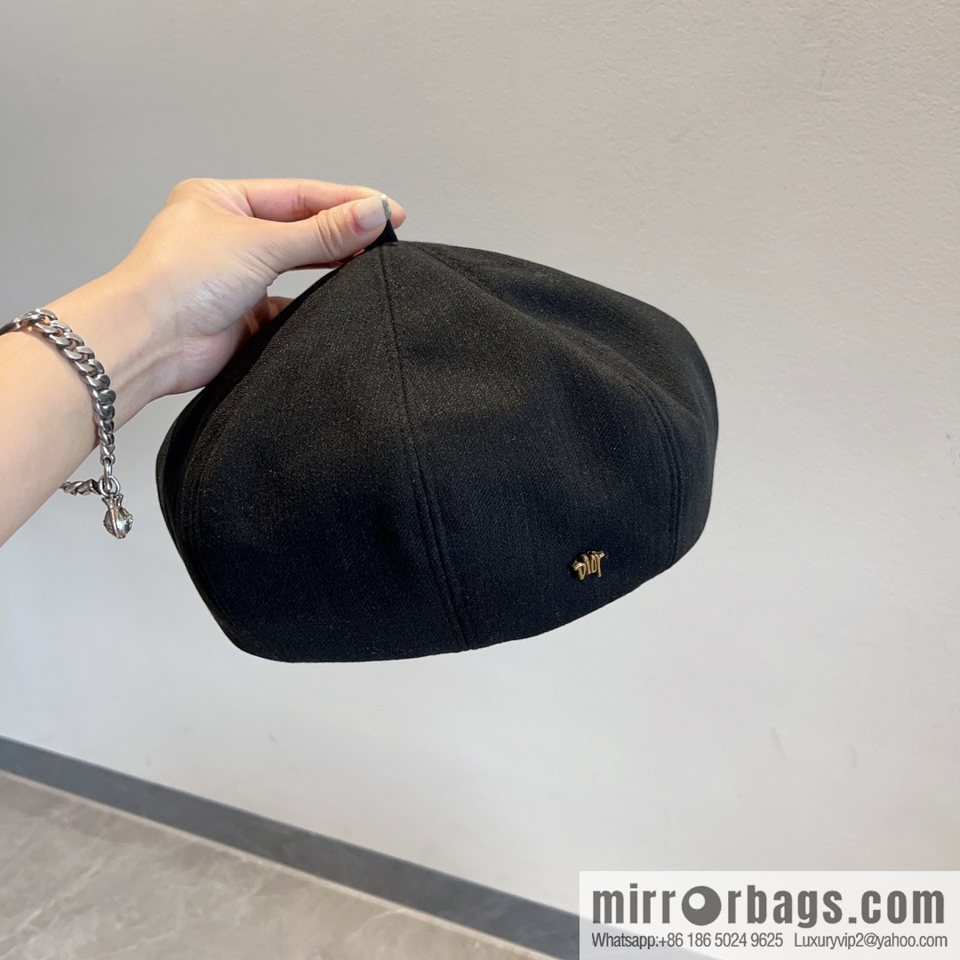 Dior star horn beret