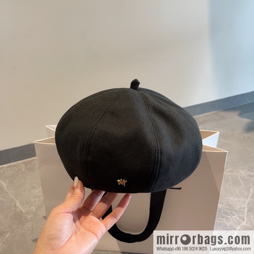 Dior star horn beret