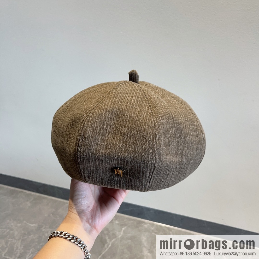 Dior star horn beret