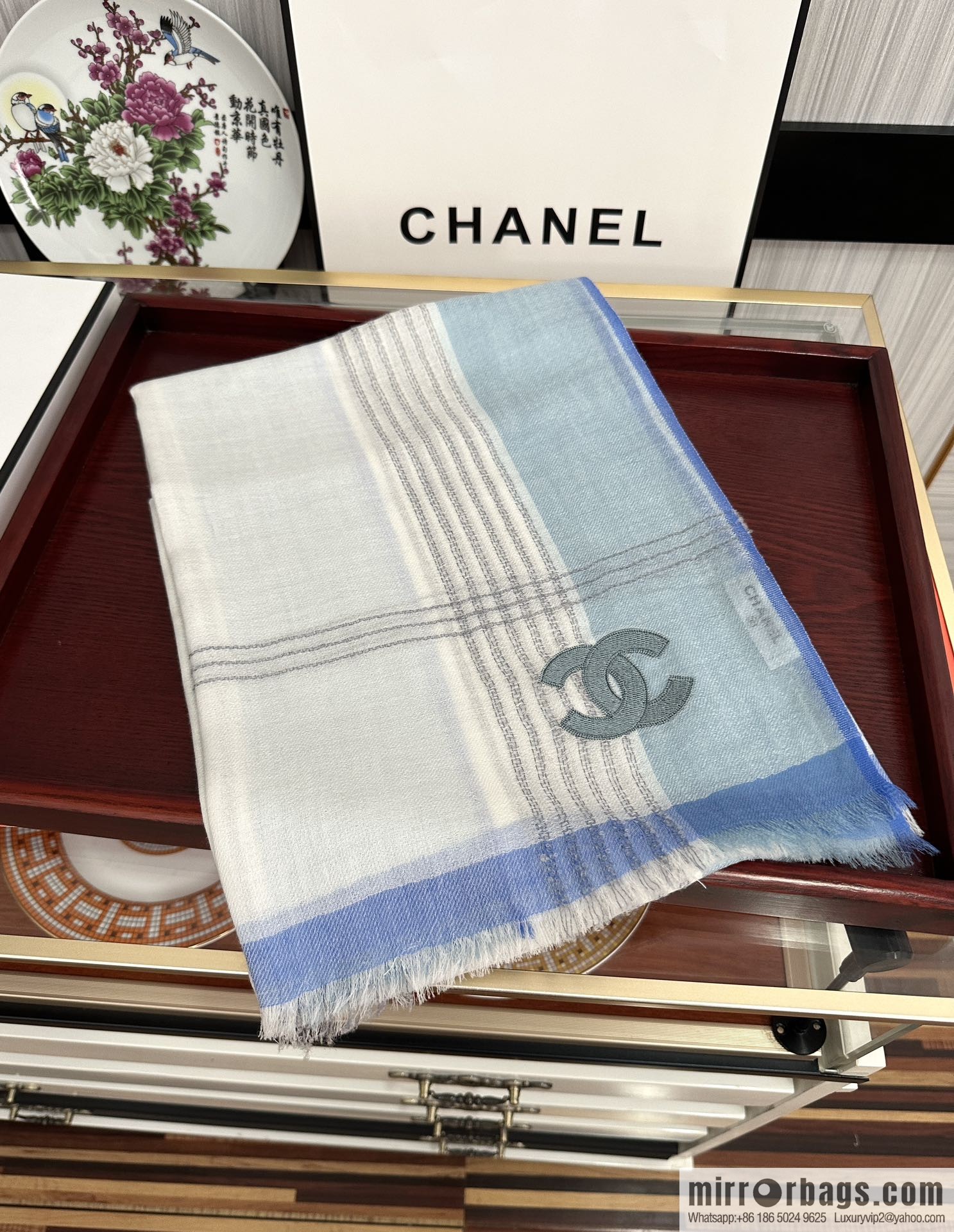 CHANEL Chanel cashmere scarf