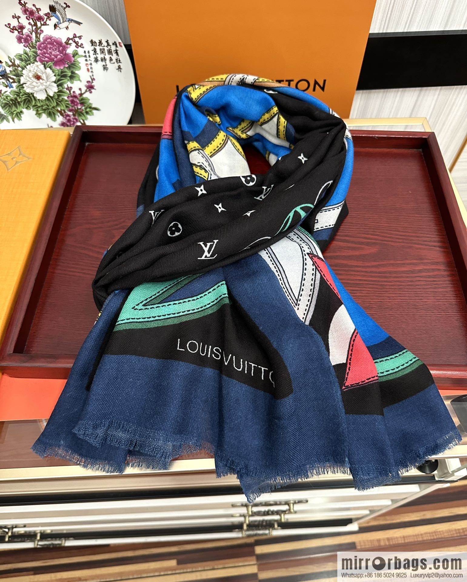 LV Louis Vuitton printed cashmere scarf