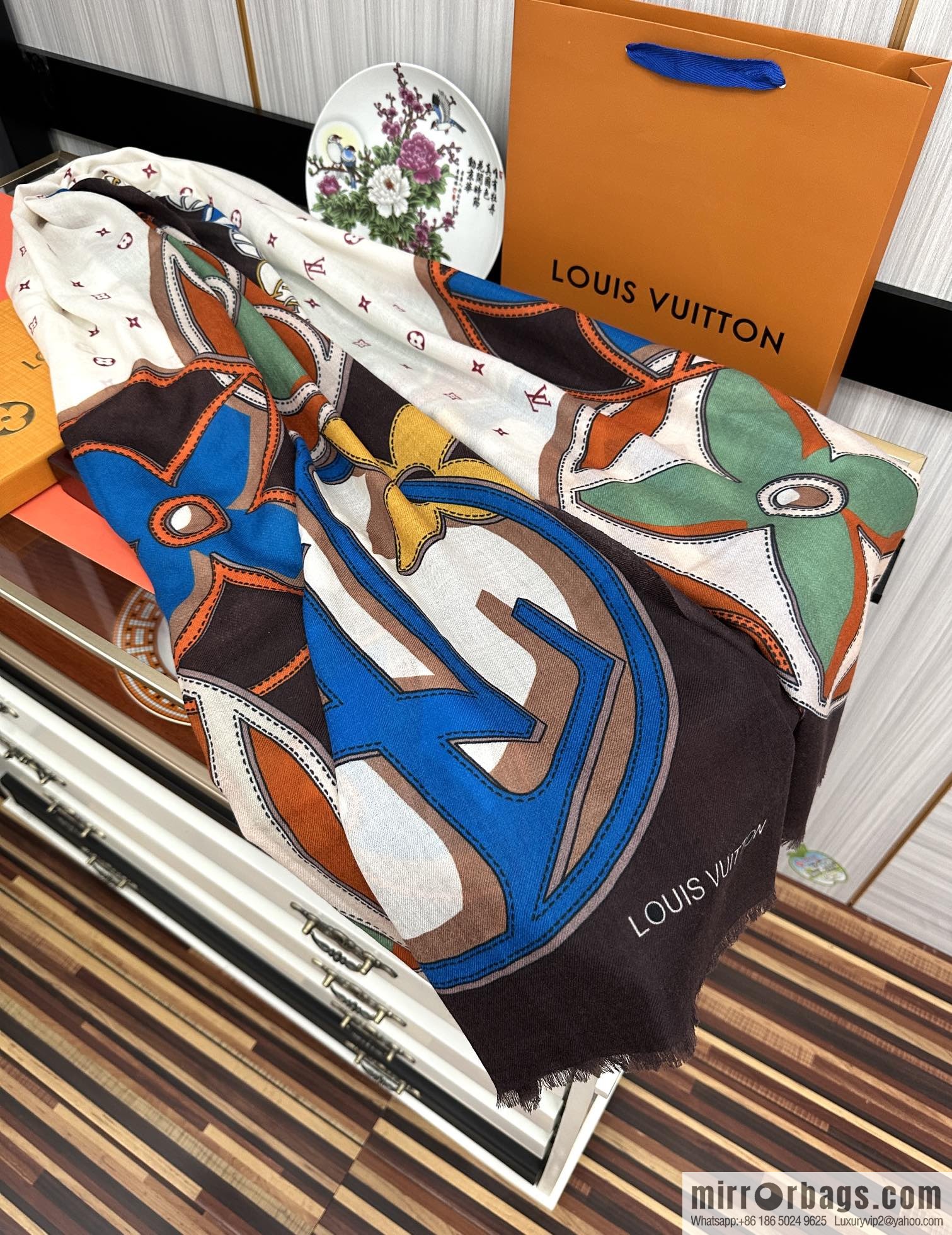LV Louis Vuitton printed cashmere scarf