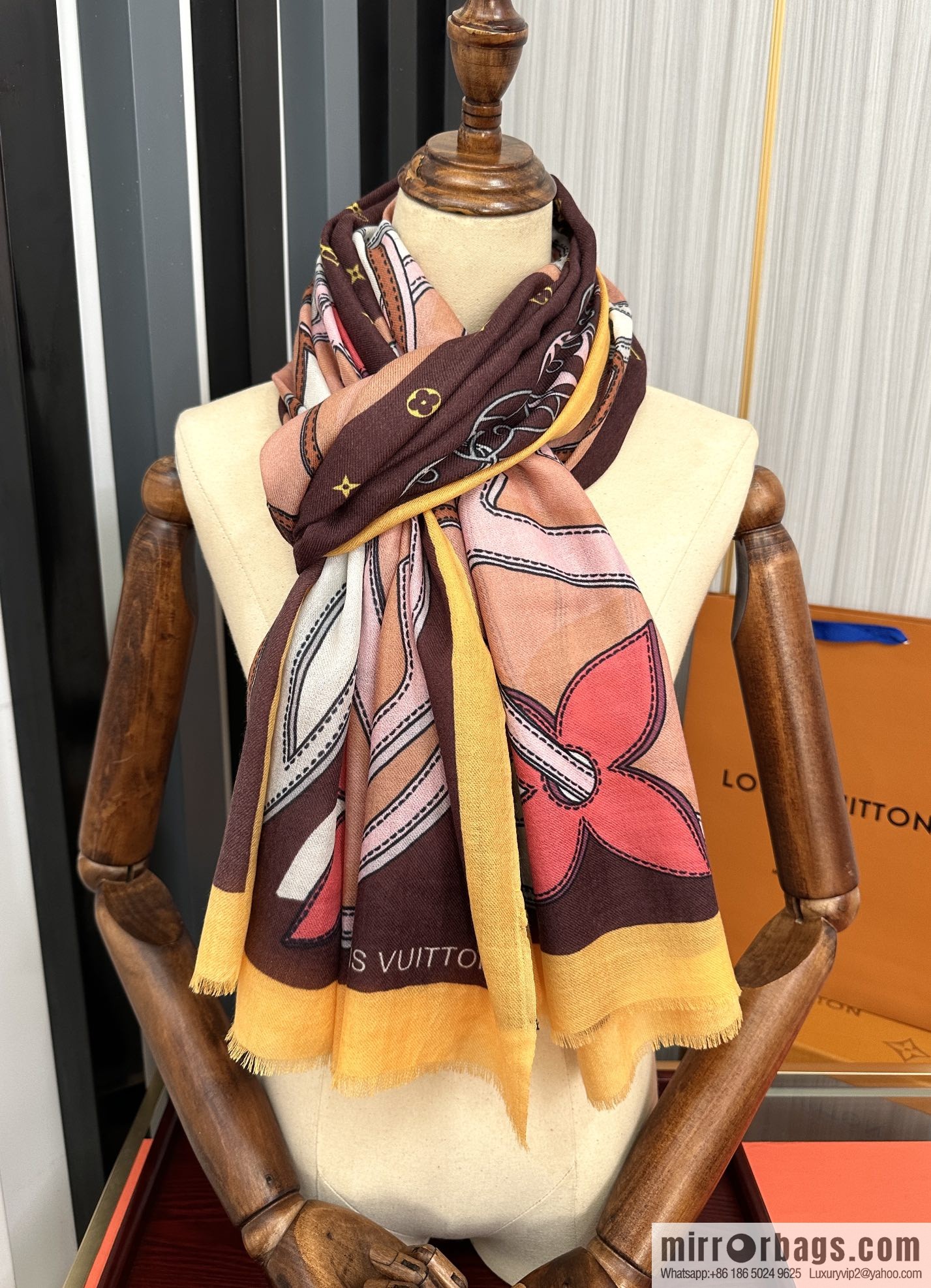 LV Louis Vuitton printed cashmere scarf