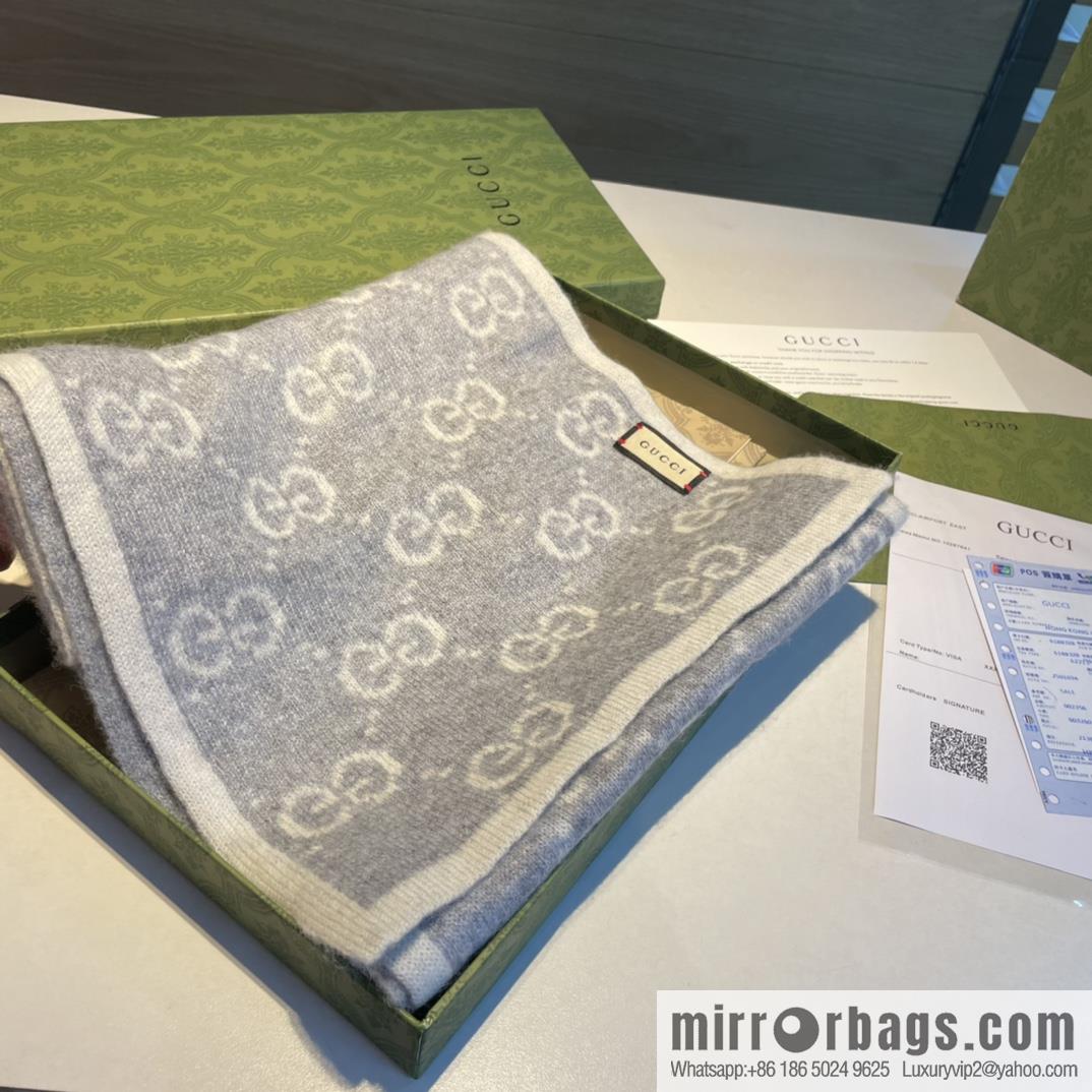 GUCCI Gucci double-sided jacquard classic cashmere scarf