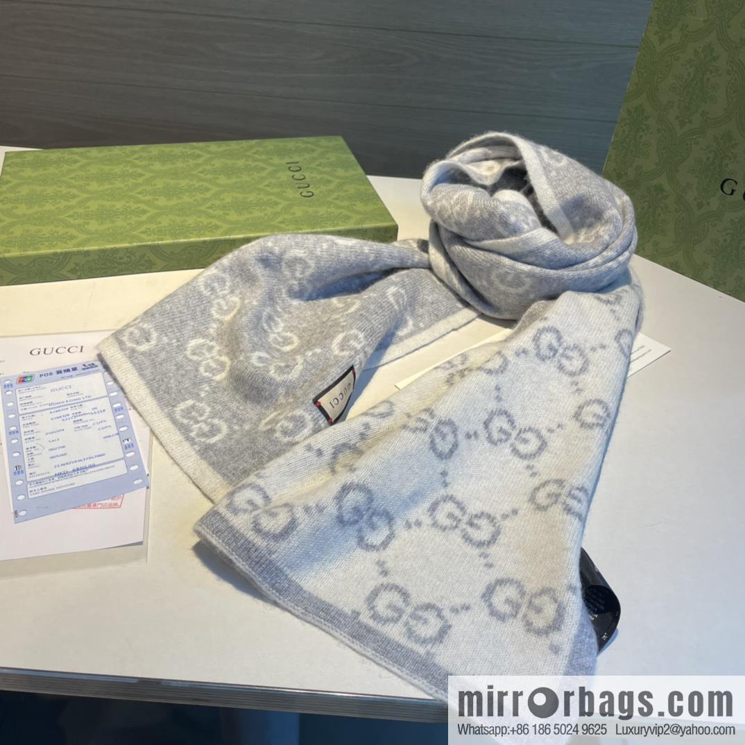 GUCCI Gucci double-sided jacquard classic cashmere scarf