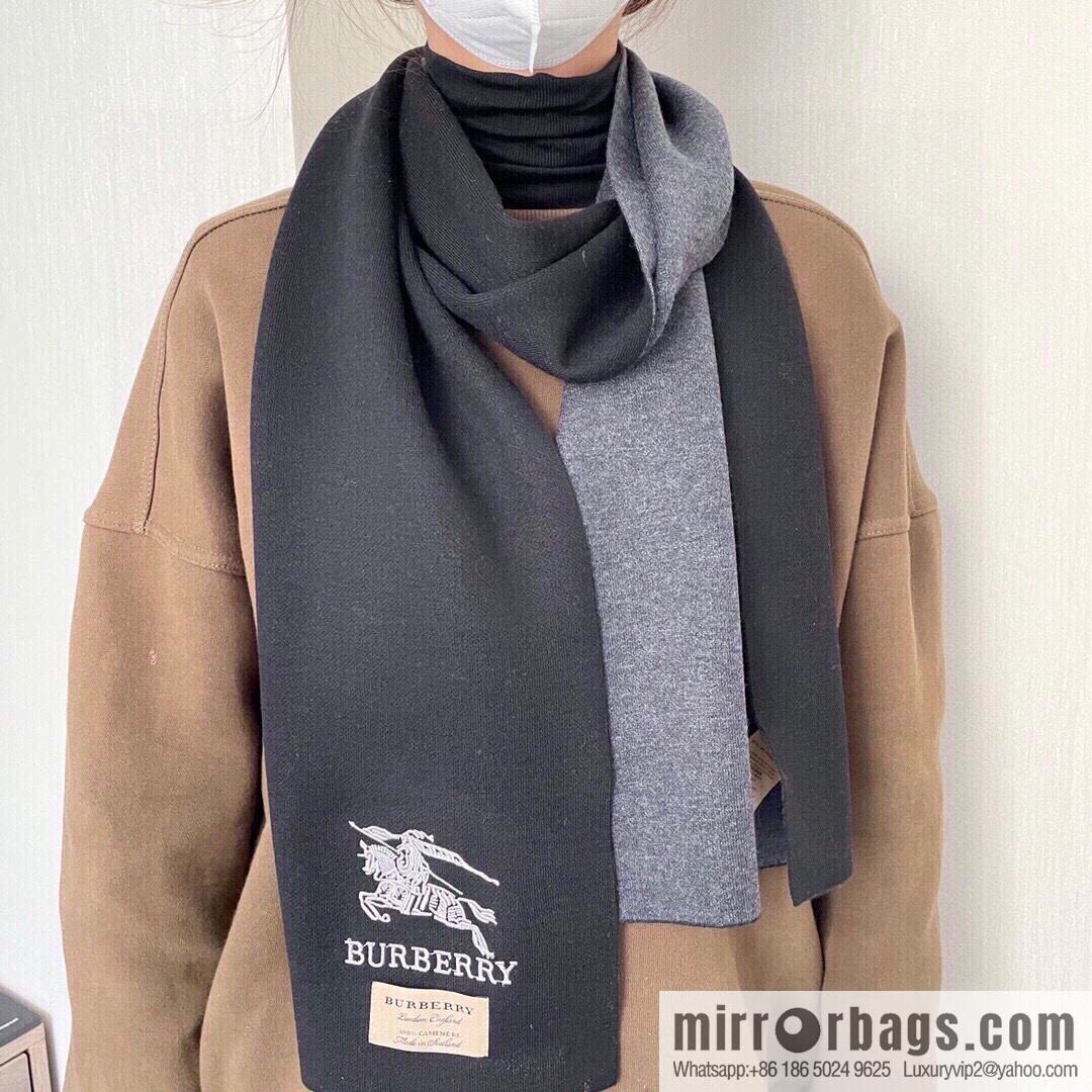 Burberry Burberry Classic Horse 100% Imported Knitted Cashmere Scarf