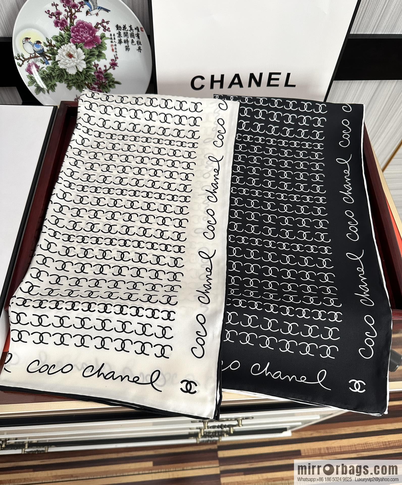 CHANEL Chanel children's fun letter silk scarf