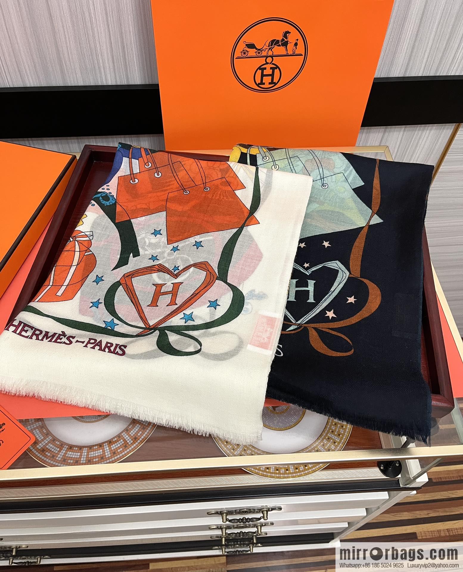 Hermes Hermes Ring Fleece Towel