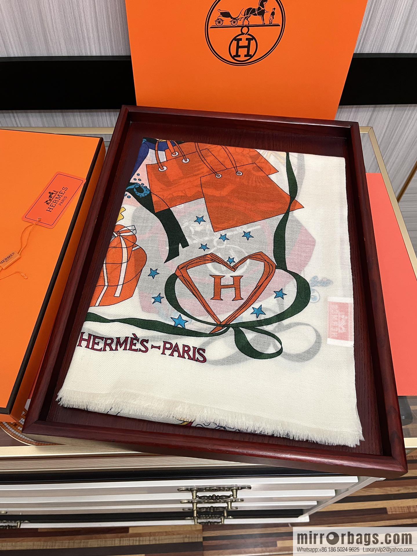 Hermes Hermes Ring Fleece Towel